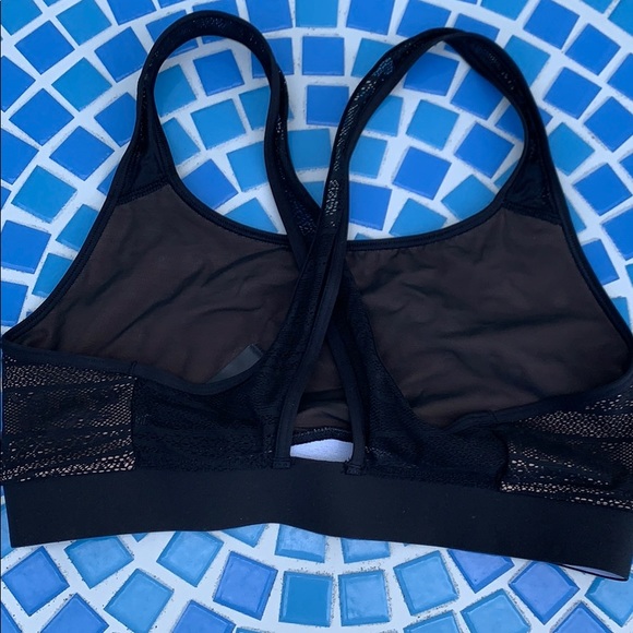 The player by Victoria’s Secret sport bra medium - Picture 3 of 4
